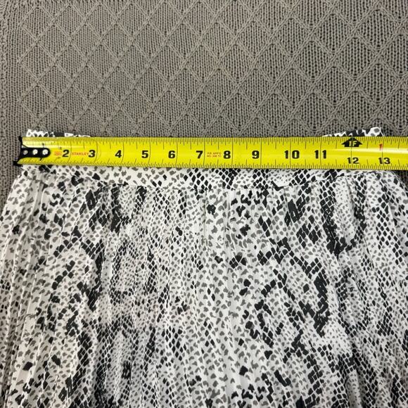 J.Crew Pleated Black and White Snake Print Skirt ~ 0 - Picture 9 of 9